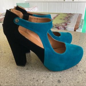 ModCloth Retro Black & Turquoise Platform Heels